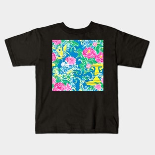 Roses, fountains and scrolls seamless pattern Kids T-Shirt